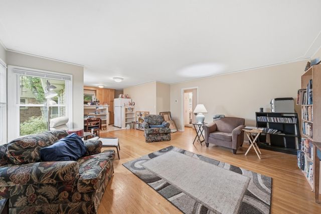 5124 Richmond Drive, Edina, MN 55436