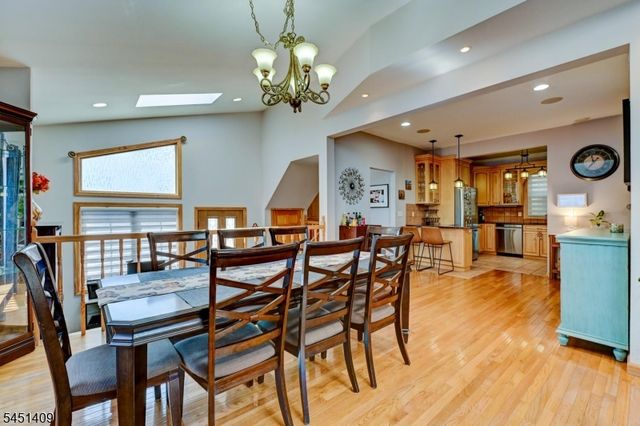 115 Market St, Garfield City, NJ 07026