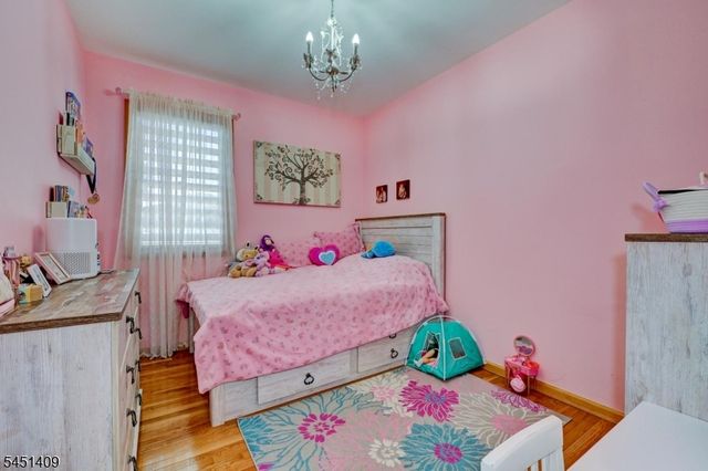 115 Market St, Garfield City, NJ 07026