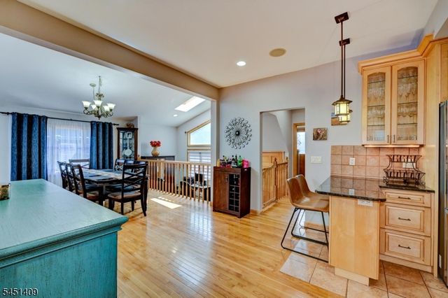 115 Market St, Garfield City, NJ 07026