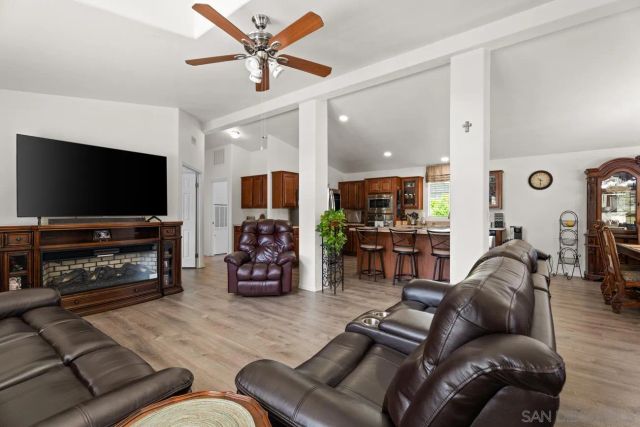 8975 Lawrence Welk Drive 54, Escondido, CA 92026