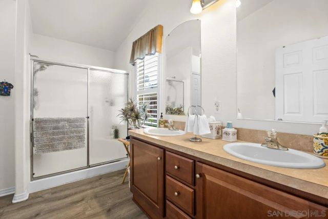 8975 Lawrence Welk Drive 54, Escondido, CA 92026