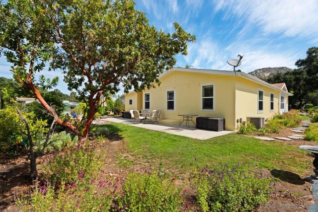 8975 Lawrence Welk Drive 54, Escondido, CA 92026