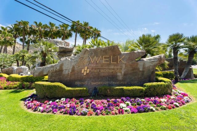 8975 Lawrence Welk Drive 54, Escondido, CA 92026