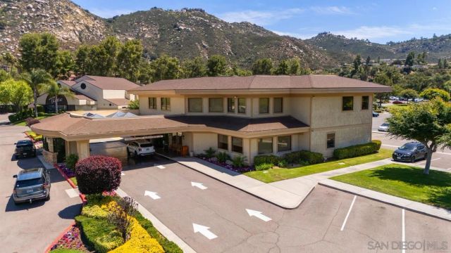 8975 Lawrence Welk Drive 54, Escondido, CA 92026