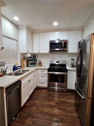 540 W 111th, Los Angeles, CA 90044