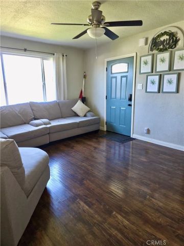 540 W 111th, Los Angeles, CA 90044