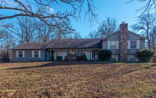 2502 County Road 6380, West Plains, MO 65775