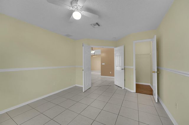 2518 SE Cooper Lane, Port St Lucie, FL 34984