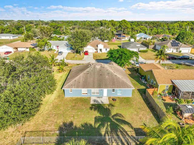 2518 SE Cooper Lane, Port St Lucie, FL 34984
