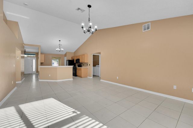 2518 SE Cooper Lane, Port St Lucie, FL 34984