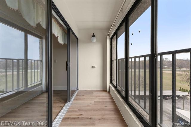 21800 Morley Avenue 417, Dearborn, MI 48124