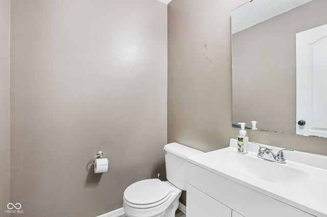 2045 Morning Light Lane, Greenwood, IN 46143