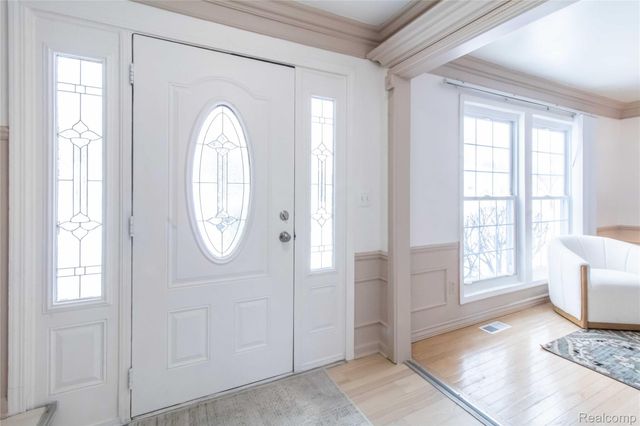 1871 Fleetwood Drive, Troy, MI 48098