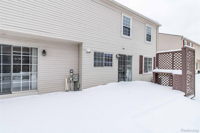 1871 Fleetwood Drive, Troy, MI 48098