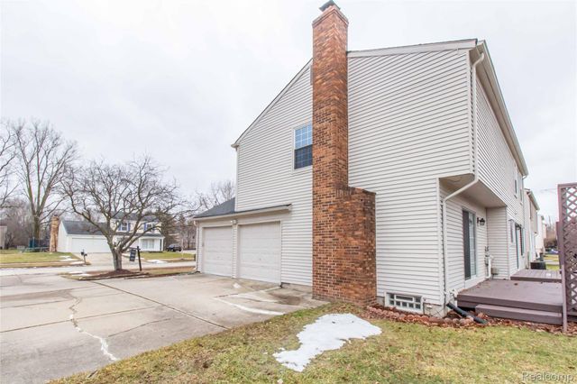 1871 Fleetwood Drive, Troy, MI 48098