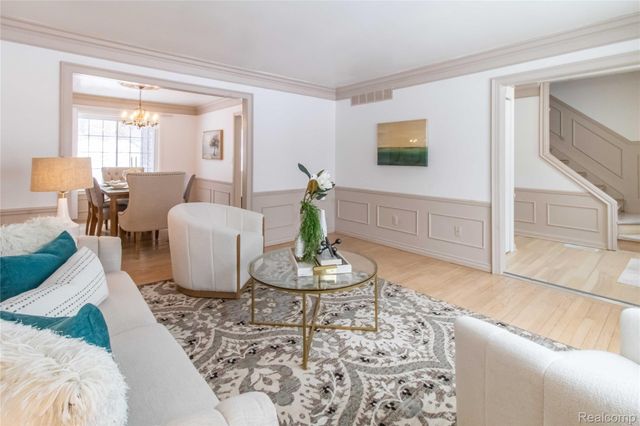 1871 Fleetwood Drive, Troy, MI 48098