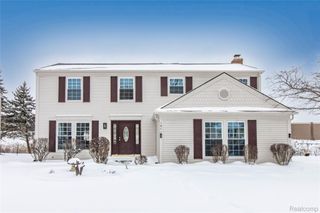 1871 Fleetwood Drive, Troy, MI 48098