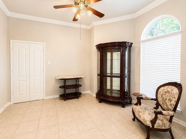 519 Oleander Street, Lake Jackson, TX 77566