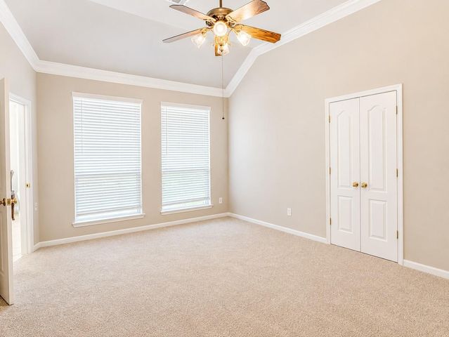 519 Oleander Street, Lake Jackson, TX 77566