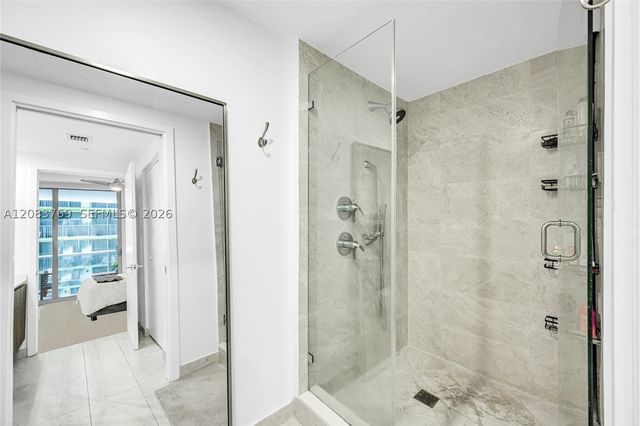 488 NE 18th St 2902, Miami, FL 33132