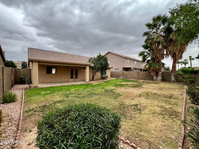 484 W REDWOOD Drive, Chandler, AZ 85248