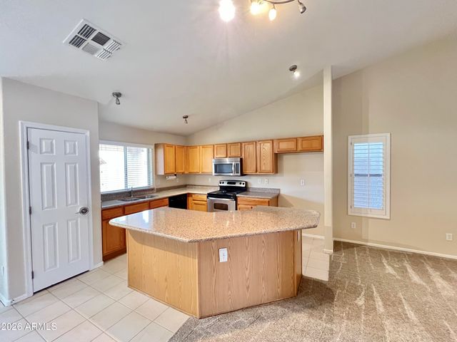 484 W REDWOOD Drive, Chandler, AZ 85248