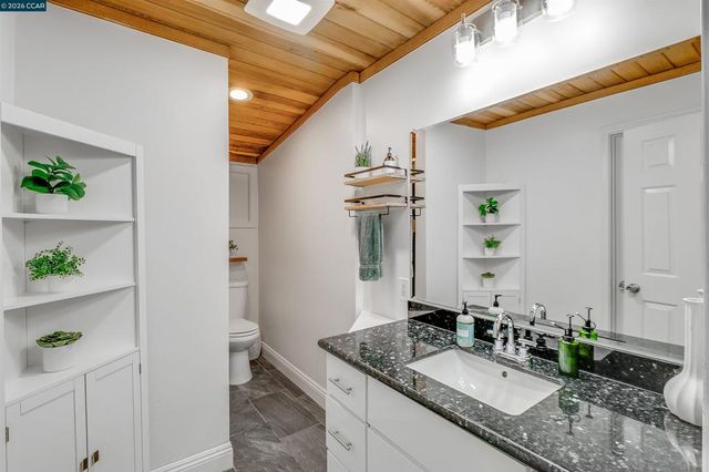 341 Paloma Ct, Martinez, CA 94553