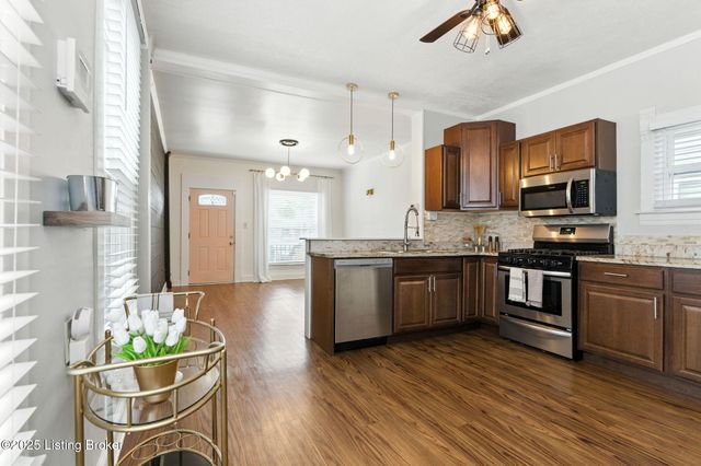 1222 Goss Ave, Louisville, KY 40217