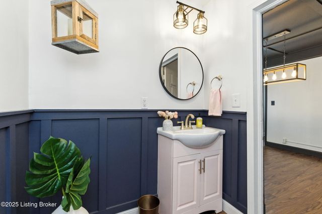 1222 Goss Ave, Louisville, KY 40217