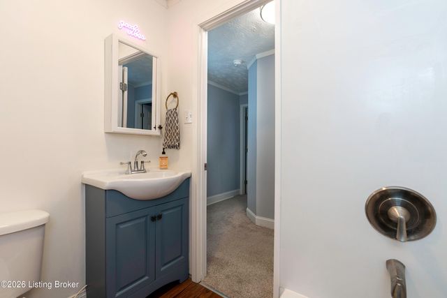 1222 Goss Ave, Louisville, KY 40217