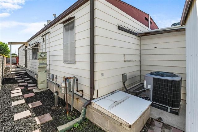 73920 Line Canyon Lane, Palm Desert, CA 92260