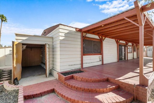 73920 Line Canyon Lane, Palm Desert, CA 92260