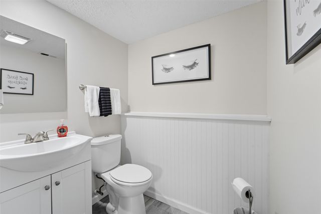 1028 7th Street NW, Altoona, IA 50009