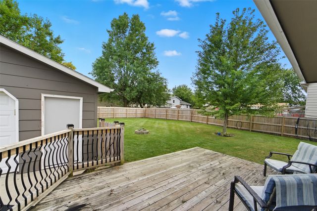 1028 7th Street NW, Altoona, IA 50009