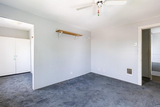 126 E Whitley Street, Churubusco, IN 46723