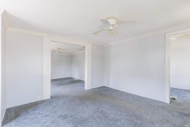 126 E Whitley Street, Churubusco, IN 46723