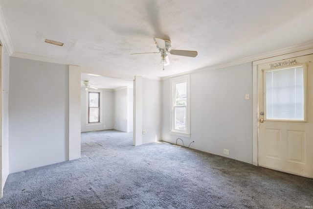 126 E Whitley Street, Churubusco, IN 46723