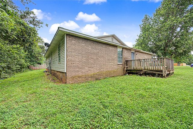 1672 N Boxley Avenue, Fayetteville, AR 72704