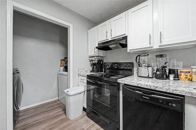 1672 N Boxley Avenue, Fayetteville, AR 72704