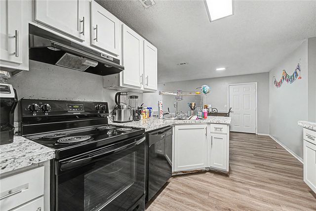 1672 N Boxley Avenue, Fayetteville, AR 72704