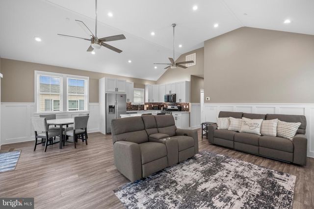 182 CLAM SHELL RD, Ocean City, MD 21842