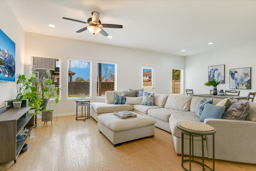 12216 Texana TRL, Manor, TX 78653