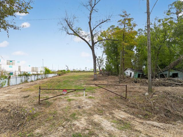 6110 Norwich Street, Houston, TX 77028