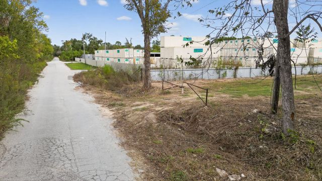 6110 Norwich Street, Houston, TX 77028