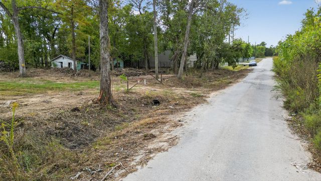 6110 Norwich Street, Houston, TX 77028