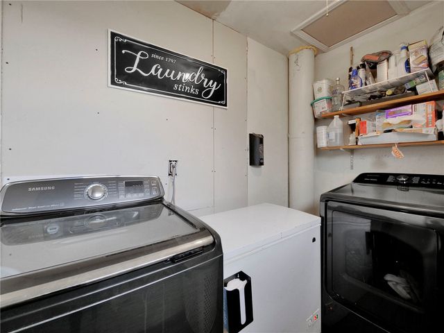 1407 Navajo Drive, Xenia, OH 45385