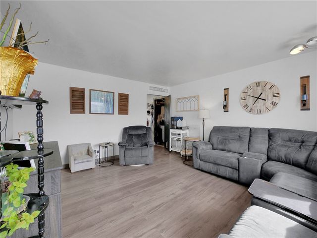 1407 Navajo Drive, Xenia, OH 45385