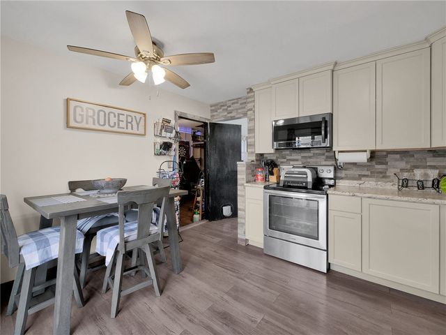 1407 Navajo Drive, Xenia, OH 45385