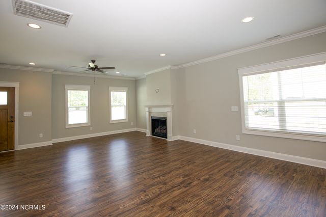 1021 Juniper Lake Road, West End, NC 27376